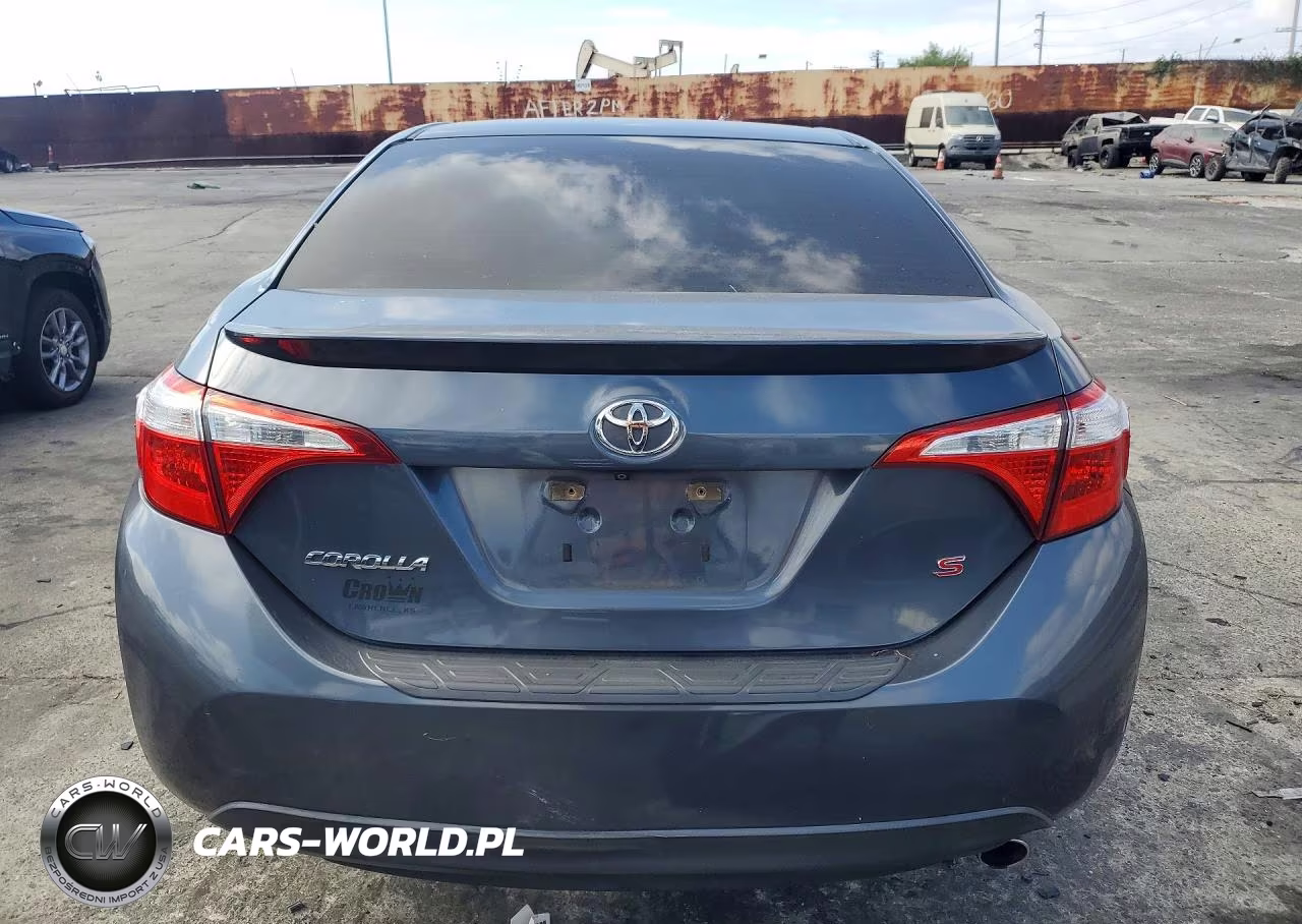 2015 Toyota Corolla S VIN:5YFBURHE9FP358276 - 6