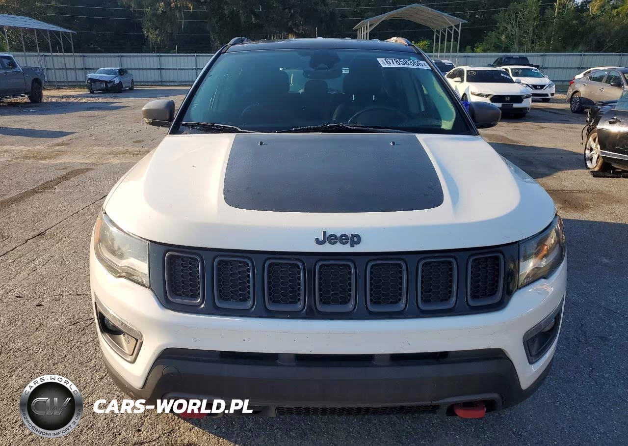 2018 Jeep Compass Trailhawk VIN:3C4NJDDB3JT270690 - 5