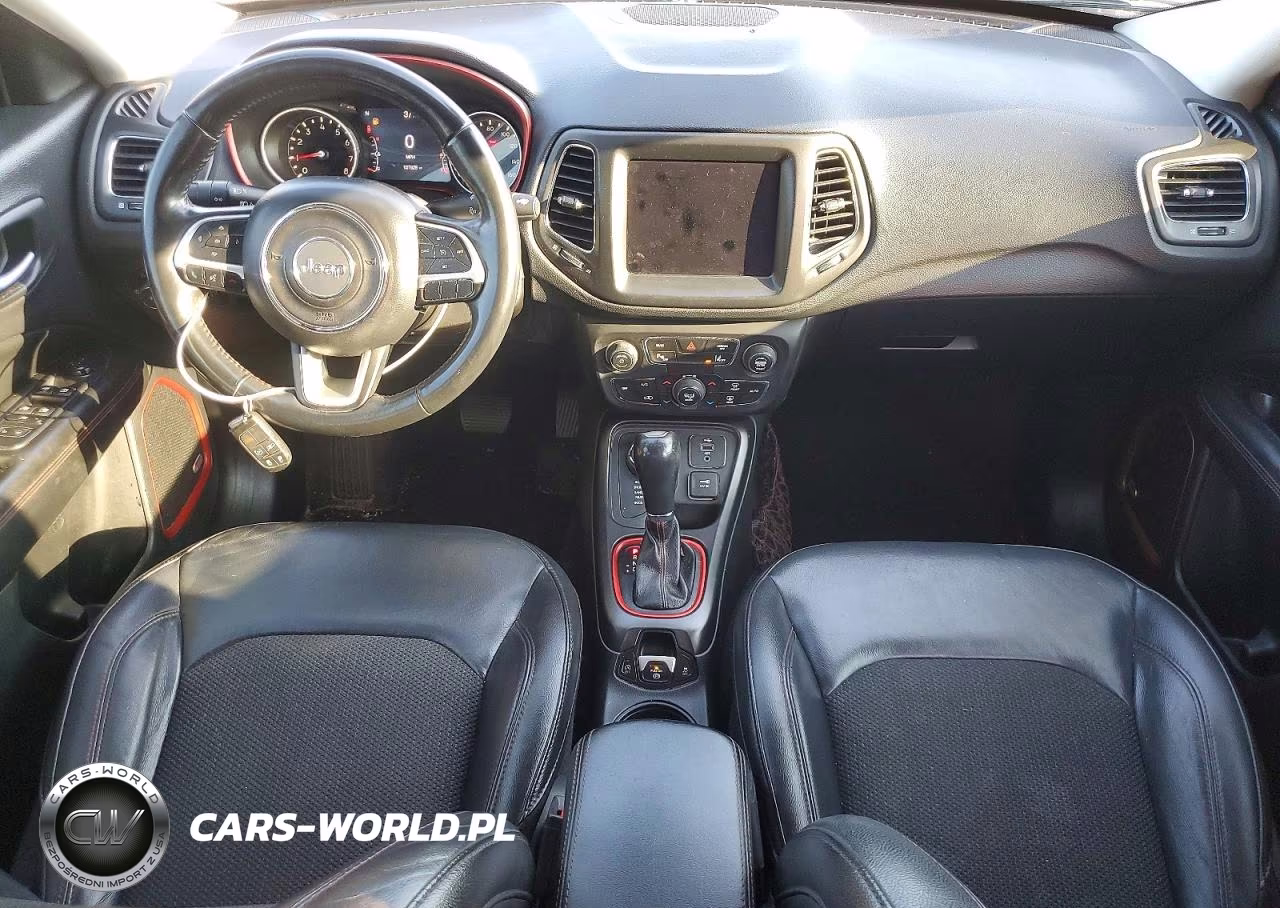 2018 Jeep Compass Trailhawk VIN:3C4NJDDB3JT270690 - 8