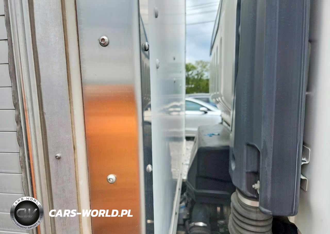 2020 Isuzu Nrr Box Truck VIN:JALE5W162L7302087 - 11