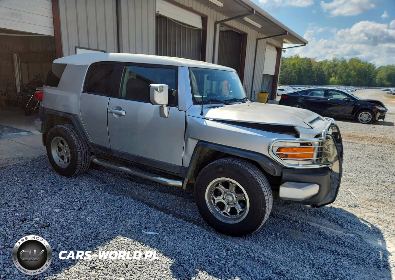 2007 Toyota Fj Cruiser Base VIN:JTEBU11F970030996 - 4