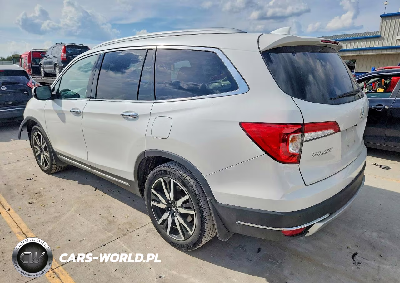 2022 Honda Pilot Touring VIN:5FNYF5H6XNB020062 - 2