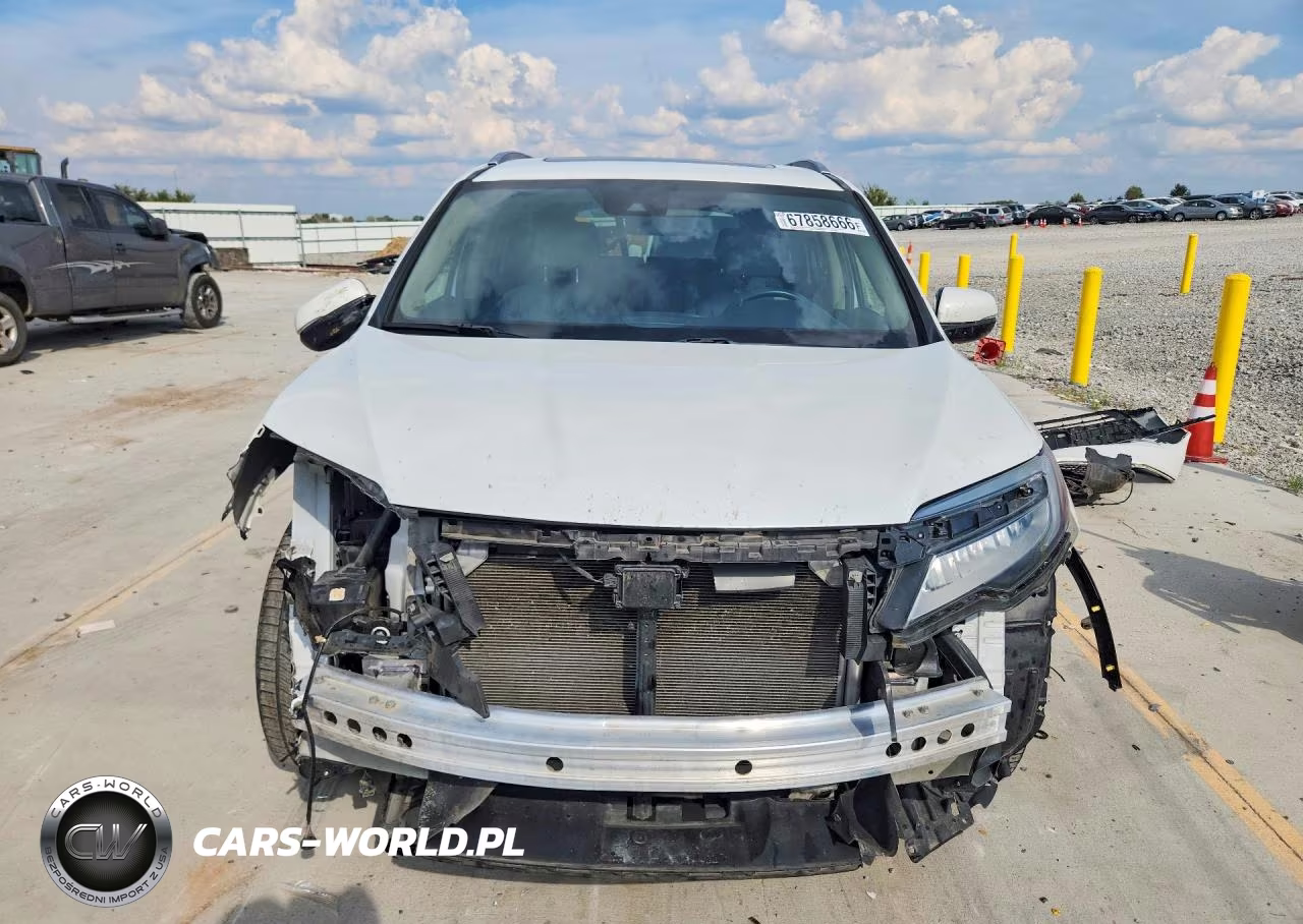 2022 Honda Pilot Touring VIN:5FNYF5H6XNB020062 - 5