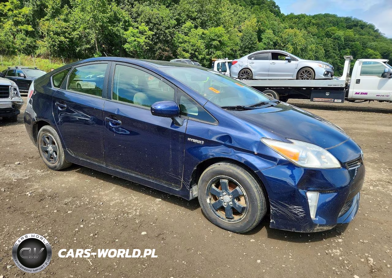 2015 Toyota Prius One VIN:JTDKN3DU8F0457222 - 4
