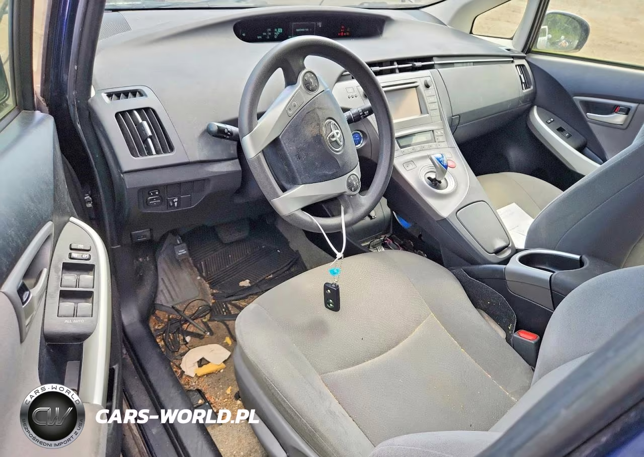 2015 Toyota Prius One VIN:JTDKN3DU8F0457222 - 8