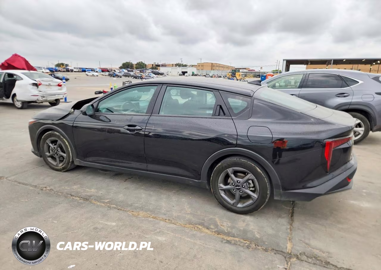 2025 Kia K4 Lxs VIN:3KPFT4DE5SE035710 - 2