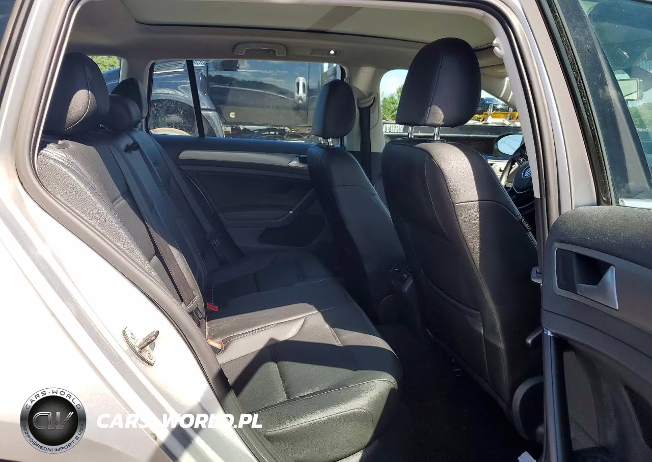 2016 Volkswagen Golf Sportwagen S VIN:3VWC17AU4GM522137 - 10