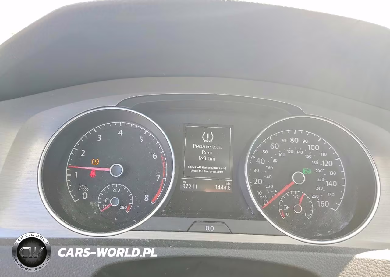 2016 Volkswagen Golf Sportwagen S VIN:3VWC17AU4GM522137 - 9