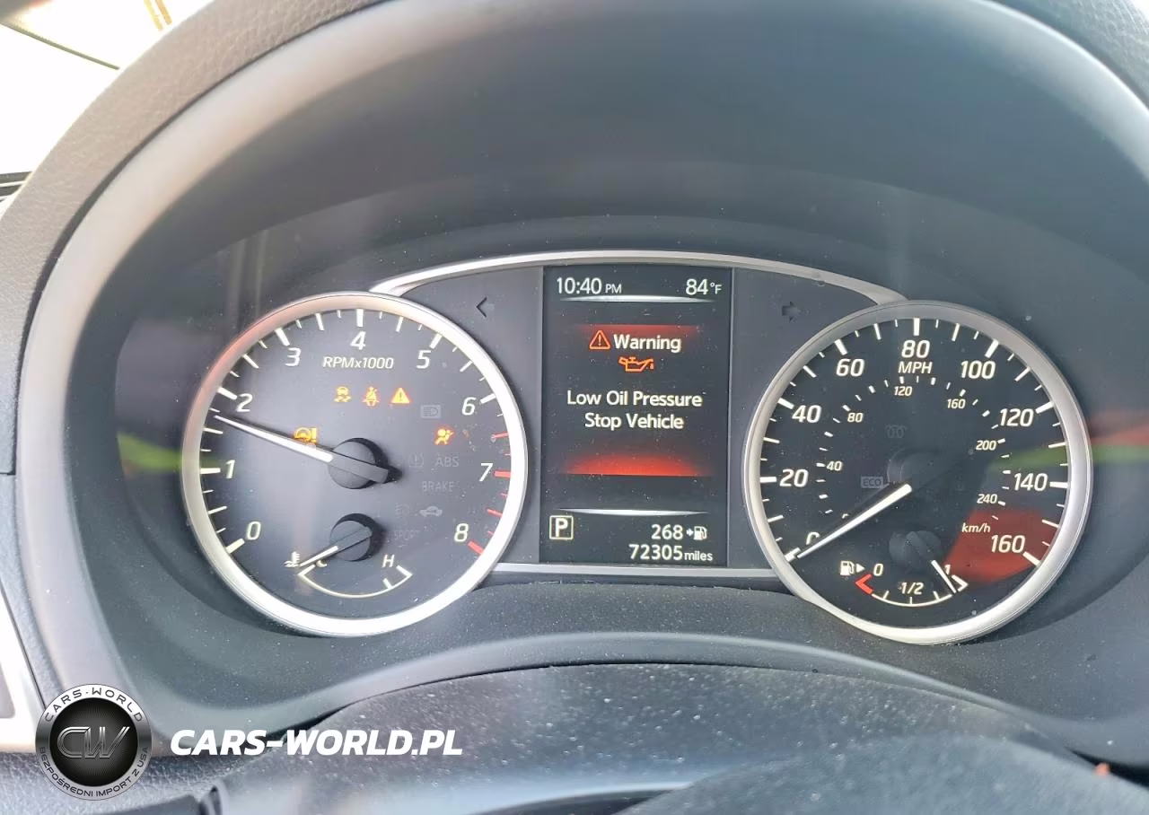 2017 Nissan Sentra Sr VIN:3N1AB7AP2HY260956 - 9
