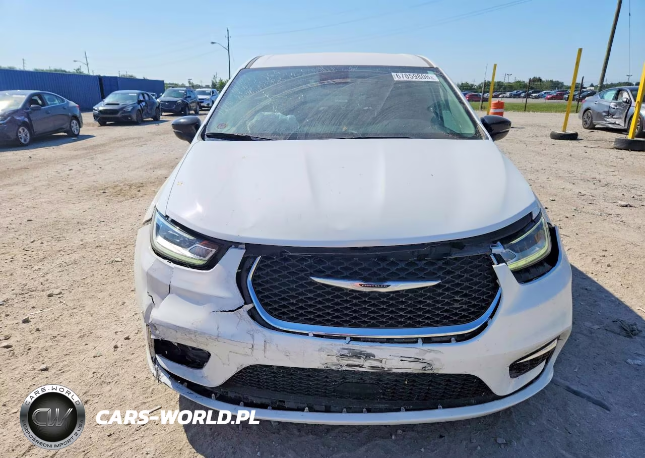2024 Chrysler Pacifica Touring L VIN:2C4RC1BG9RR140467 - 5