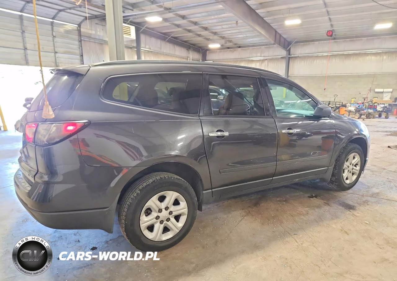 2014 Chevrolet Traverse Ls VIN:1GNKRFKD9EJ282407 - 3