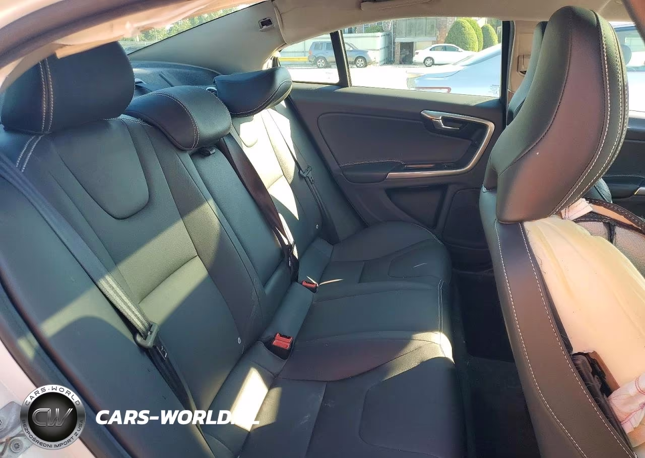 2018 Volvo S60 Dynamic VIN:YV140MTL3J2451048 - 10