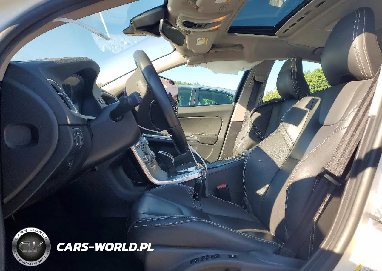 2018 Volvo S60 Dynamic VIN:YV140MTL3J2451048 - 7