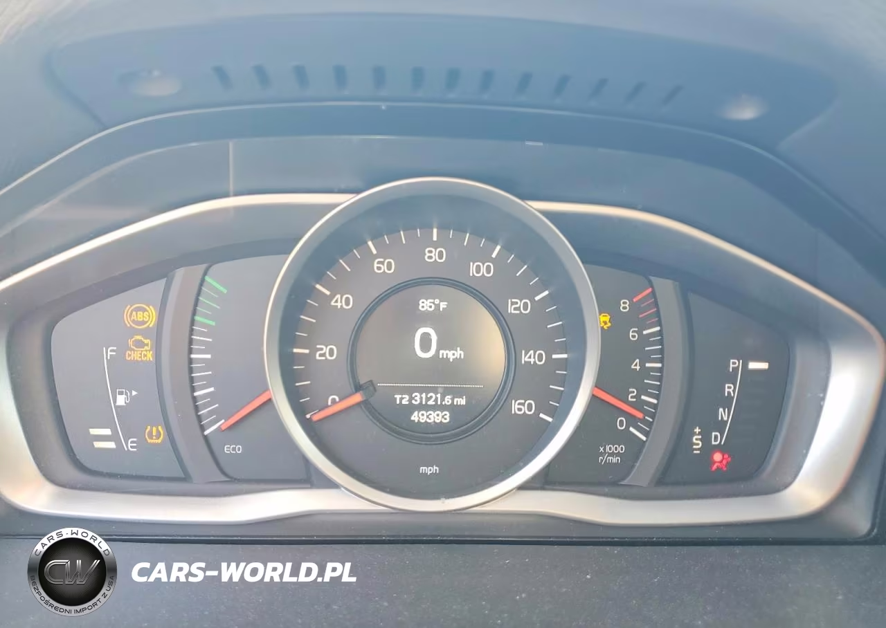 2018 Volvo S60 Dynamic VIN:YV140MTL3J2451048 - 9