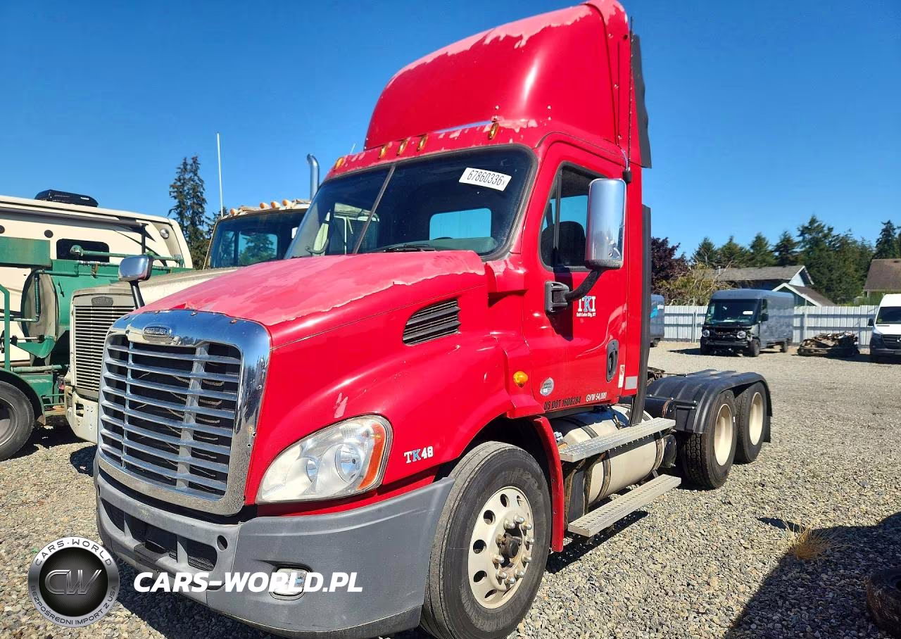2014 Freightliner Cascadia Semi Truck – zdjęcie 1 z 13