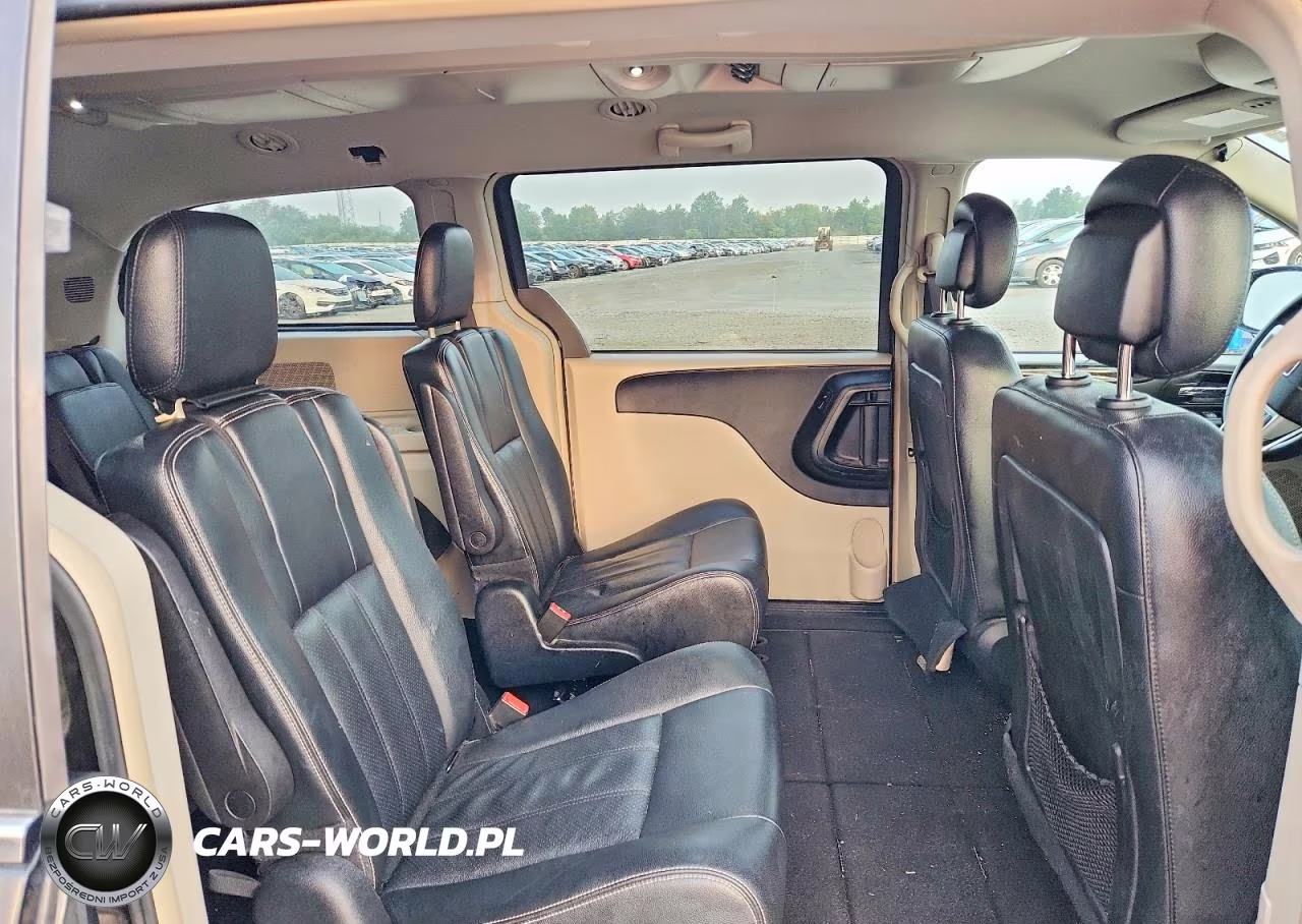 2017 Dodge Grand Caravan Crew VIN:2C4RDGDG1HR792981 - 11