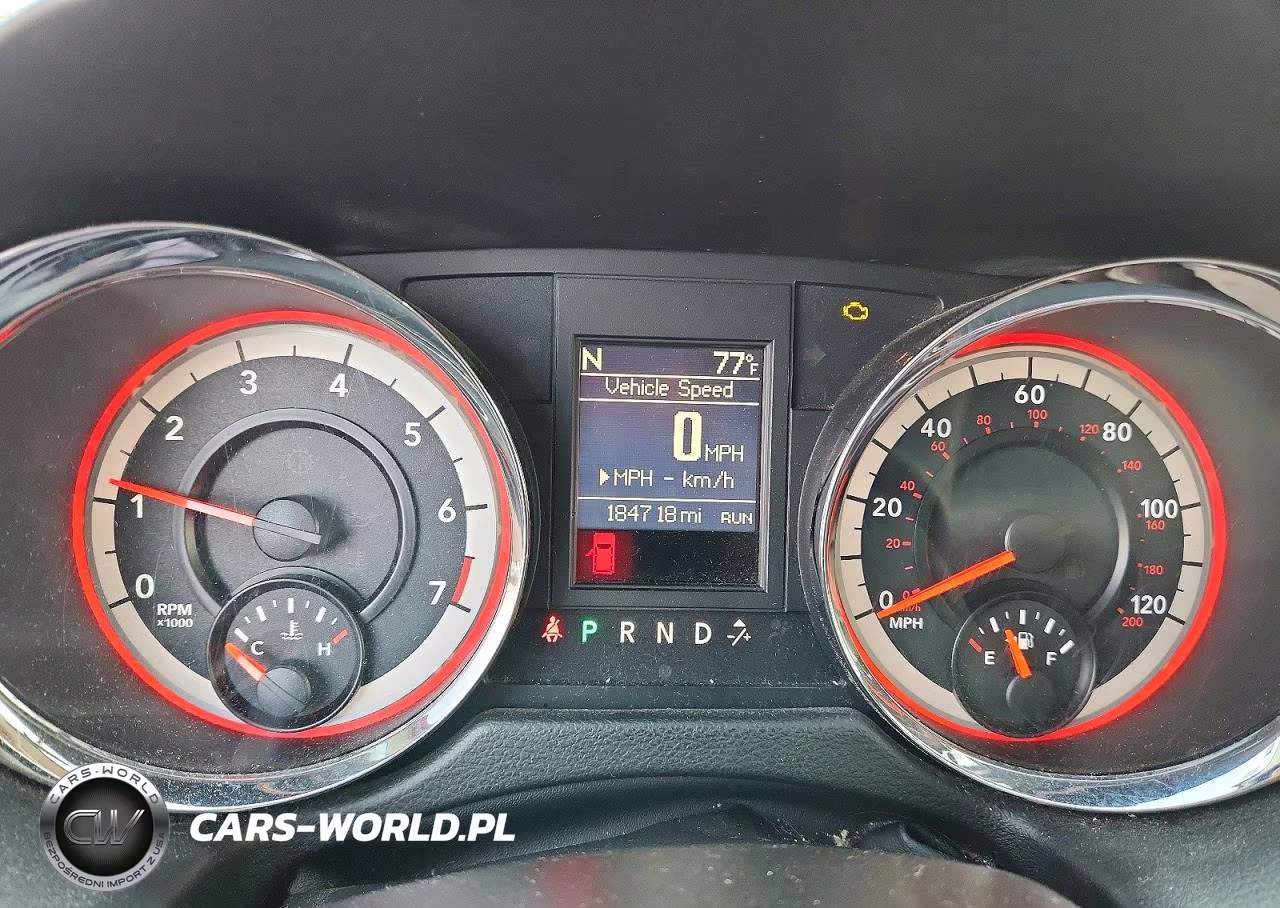 2017 Dodge Grand Caravan Crew VIN:2C4RDGDG1HR792981 - 9