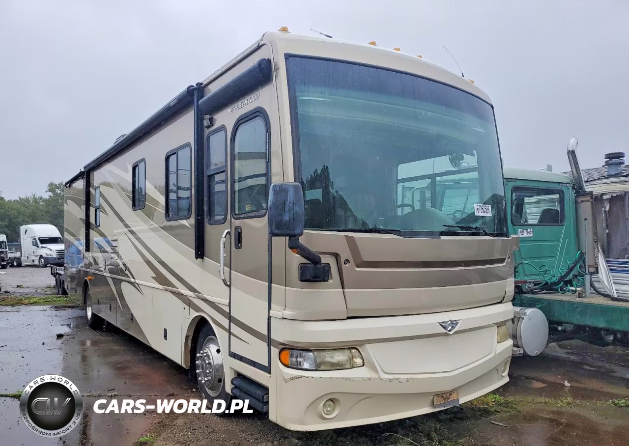 2008 Fleetwood Expedition El Eddie Bauer – zdjęcie 1 z 10