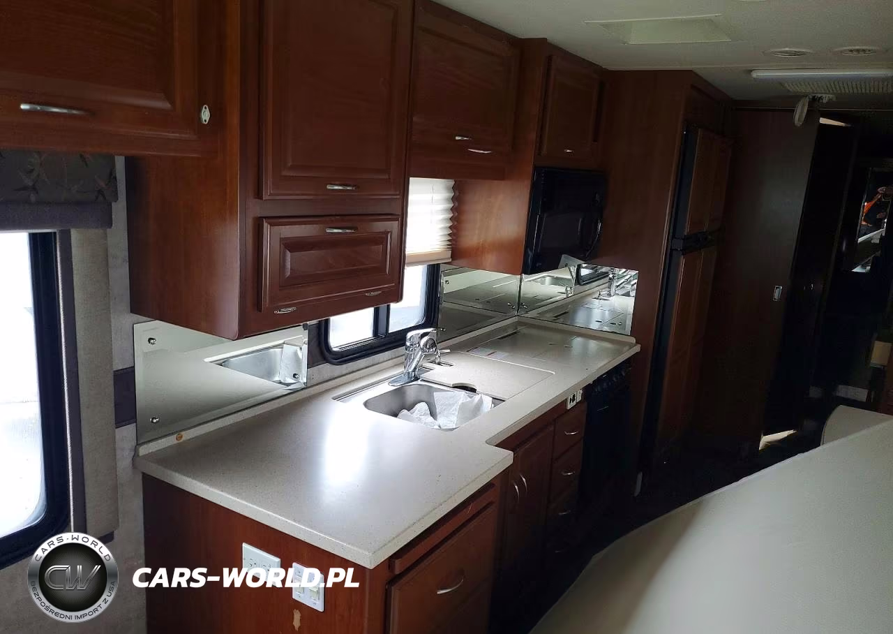 2008 Fleetwood Expedition El Eddie Bauer VIN:4UZACJDT88CZ71047 - 9