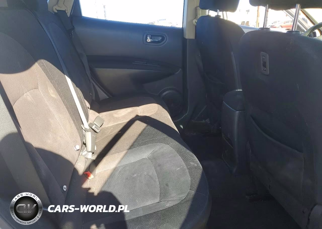 2011 Nissan Rogue S VIN:JN8AS5MVXBW679068 - 10
