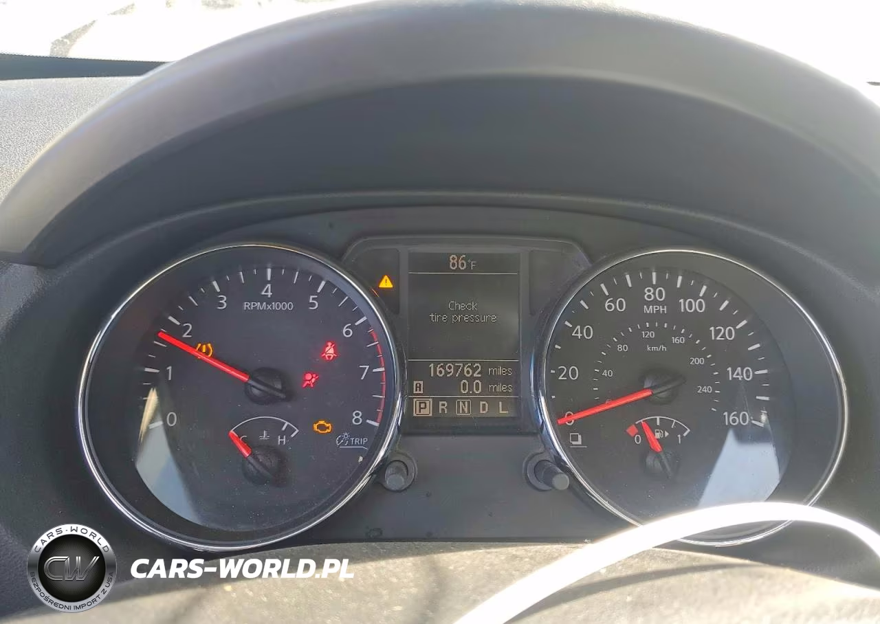 2011 Nissan Rogue S VIN:JN8AS5MVXBW679068 - 9