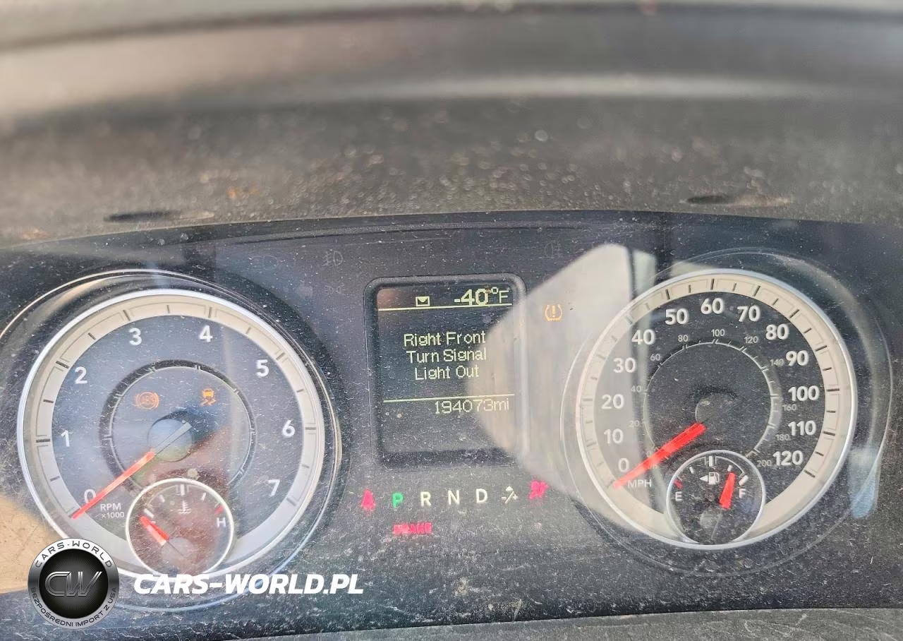 2017 Ram 1500 St VIN:3C6JR6DT2HG681035 - 9