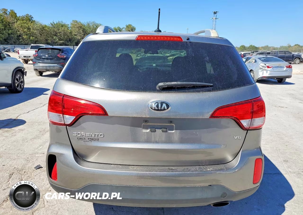 2015 Kia Sorento Lx VIN:5XYKT4A72FG635596 - 6