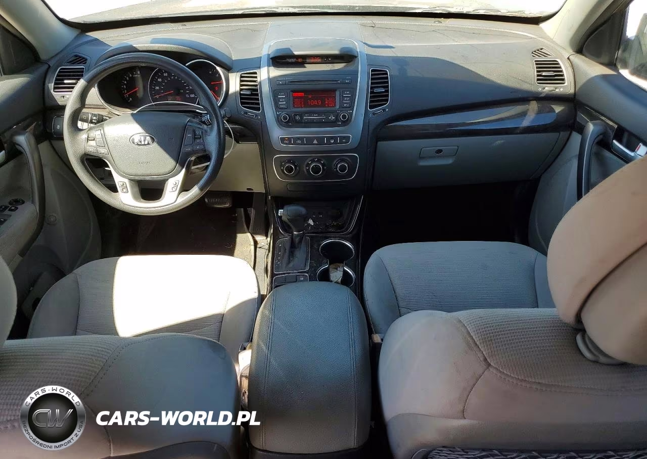 2015 Kia Sorento Lx VIN:5XYKT4A72FG635596 - 8