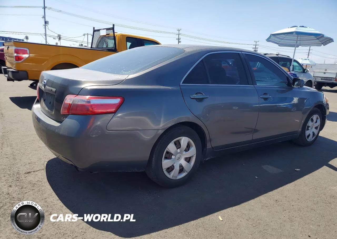 2007 Toyota Camry Le VIN:JTNBE46KX73112268 - 3