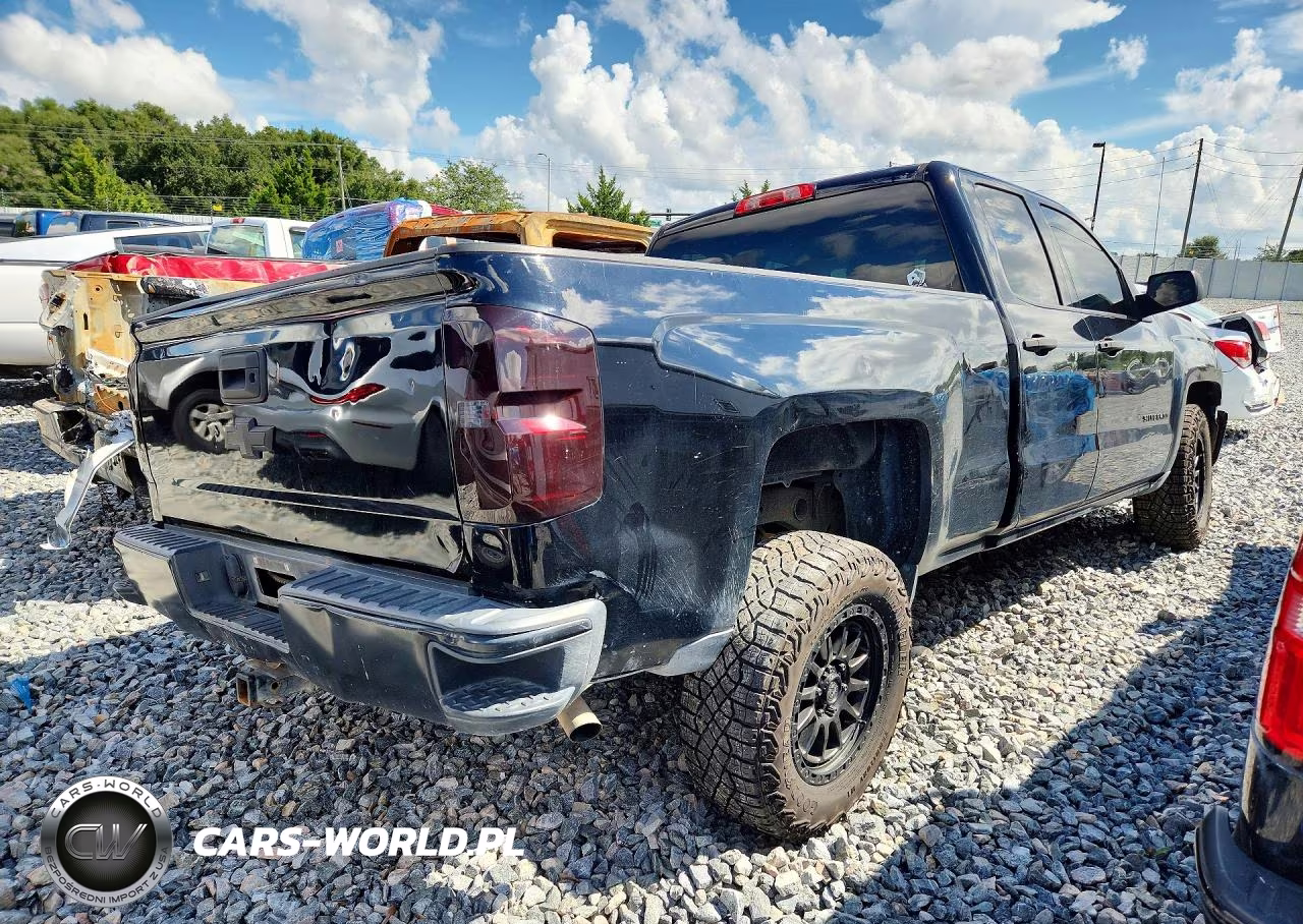 2016 Chevrolet Silverado C1500 VIN:1GCRCNEH4GZ188103 - 3