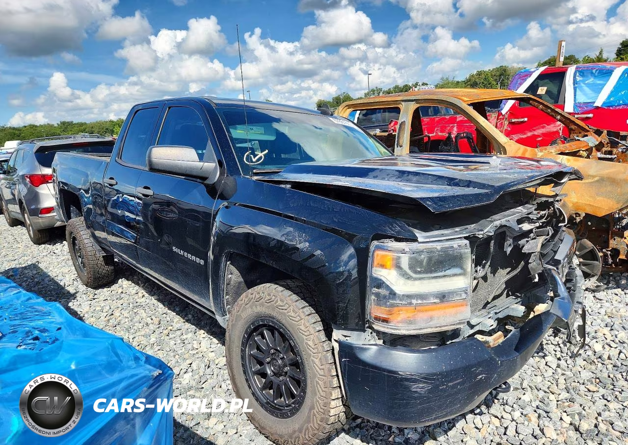 2016 Chevrolet Silverado C1500 VIN:1GCRCNEH4GZ188103 - 4