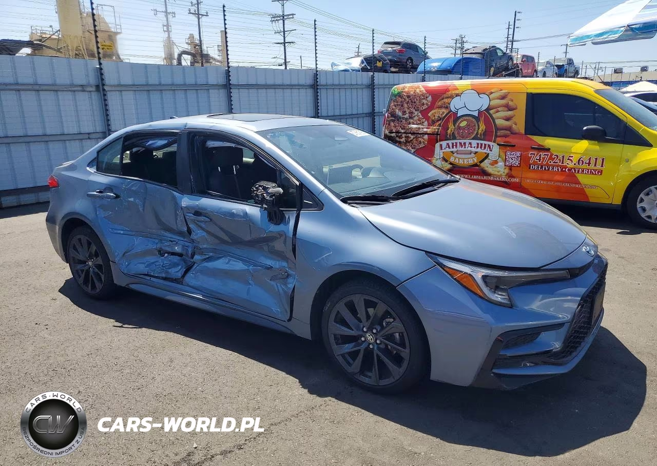 2025 Toyota Corolla Hybrid Se VIN:JTDBCMFE4SJ041755 - 4
