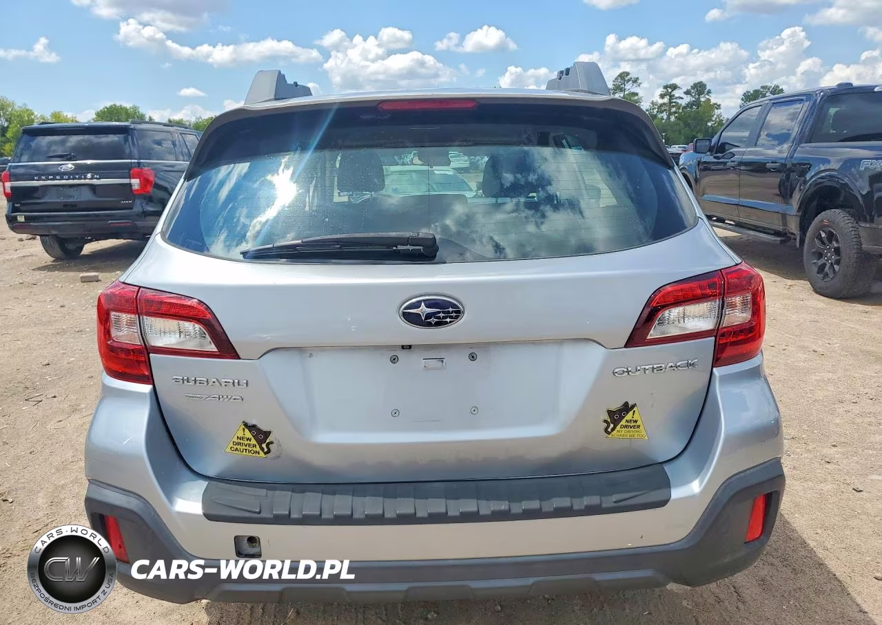 2018 Subaru Outback 2.5I VIN:4S4BSAAC1J3260002 - 6