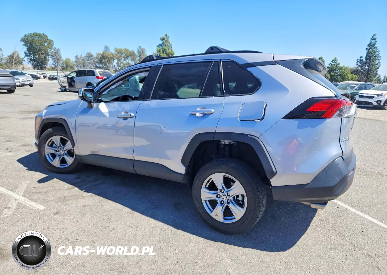 2023 Toyota Rav4 Xle VIN:2T3W1RFV8PC225501 - 2