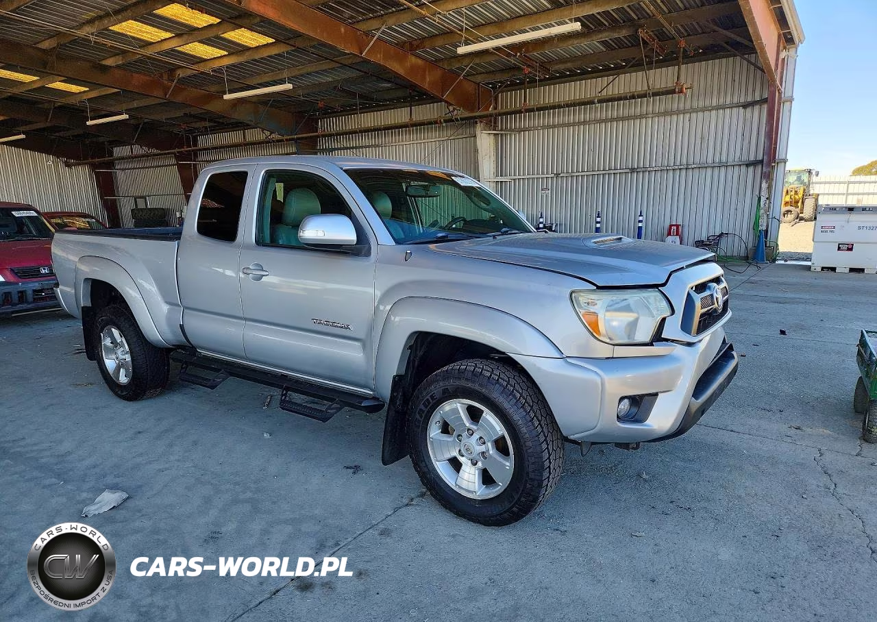 2012 Toyota Tacoma Prerunner Access Cab VIN:5TFTU4GN1CX016651 - 4
