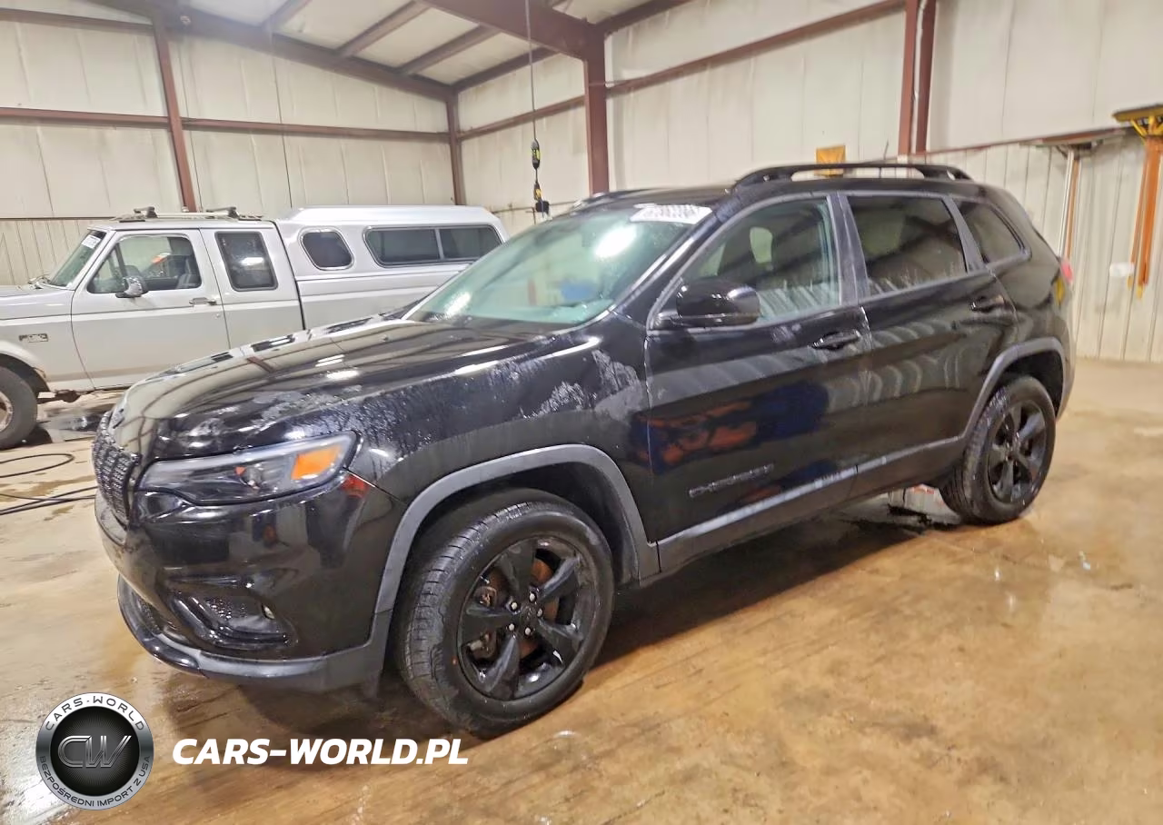 2020 Jeep Cherokee Latitude Plus – zdjęcie 1 z 12