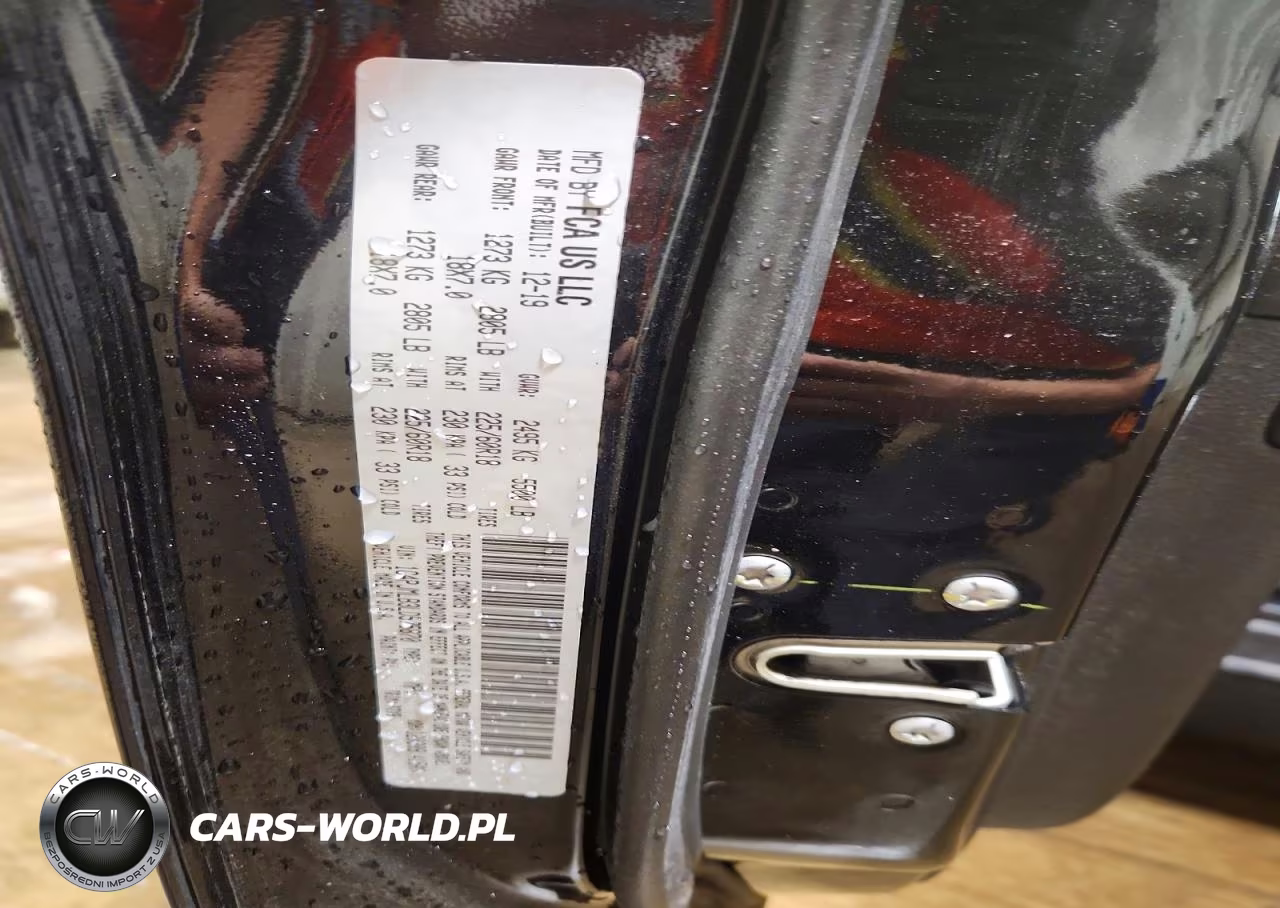 2020 Jeep Cherokee Latitude Plus VIN:1C4PJMLB3LD575870 - 12