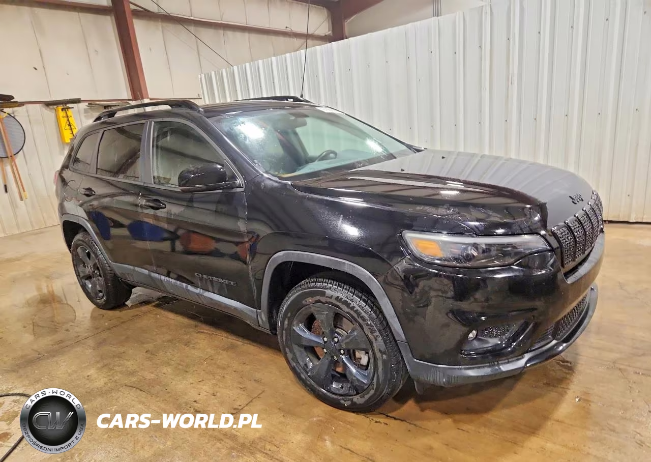 2020 Jeep Cherokee Latitude Plus VIN:1C4PJMLB3LD575870 - 4