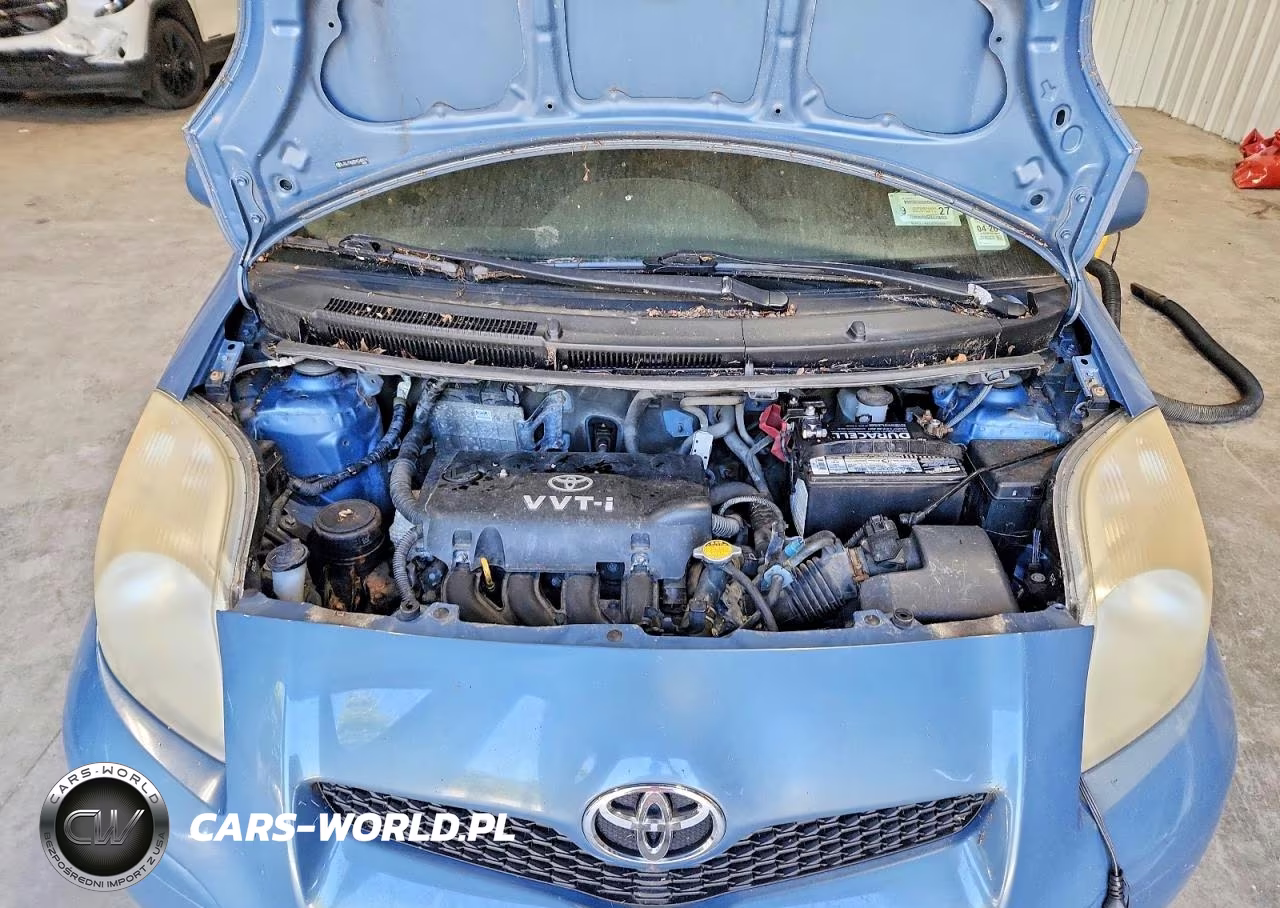 2009 Toyota Yaris Base VIN:JTDJT903295240919 - 11