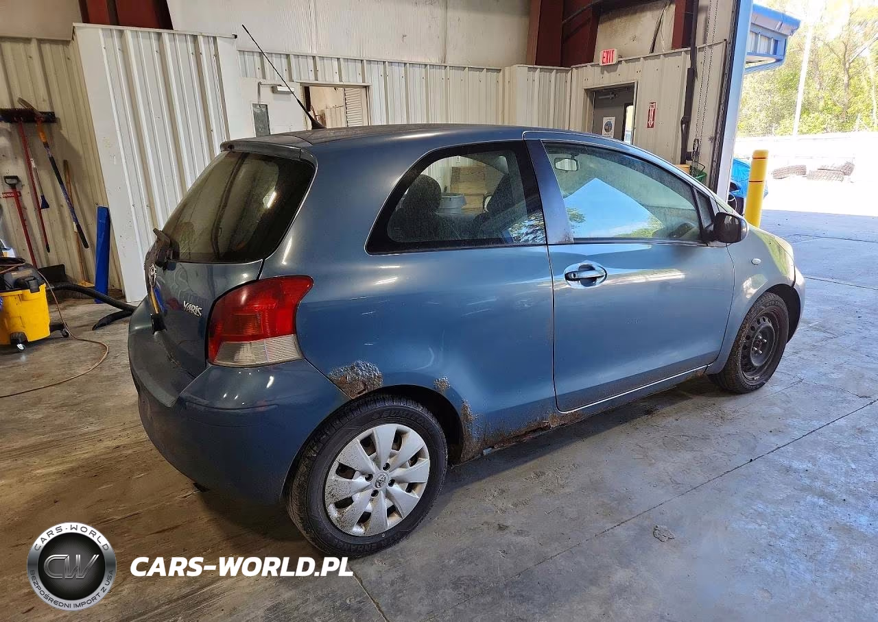 2009 Toyota Yaris Base VIN:JTDJT903295240919 - 3