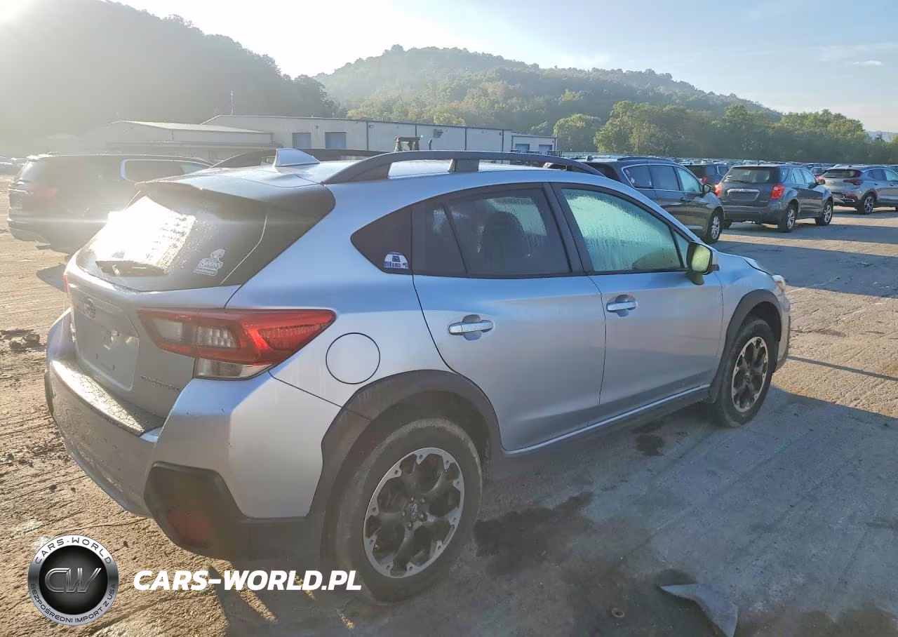 2021 Subaru Crosstrek Premium VIN:JF2GTAEC7M8282953 - 3
