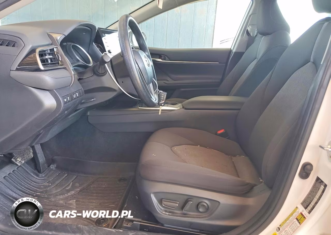 2024 Toyota Camry Le VIN:4T1C11AK0RU899928 - 7