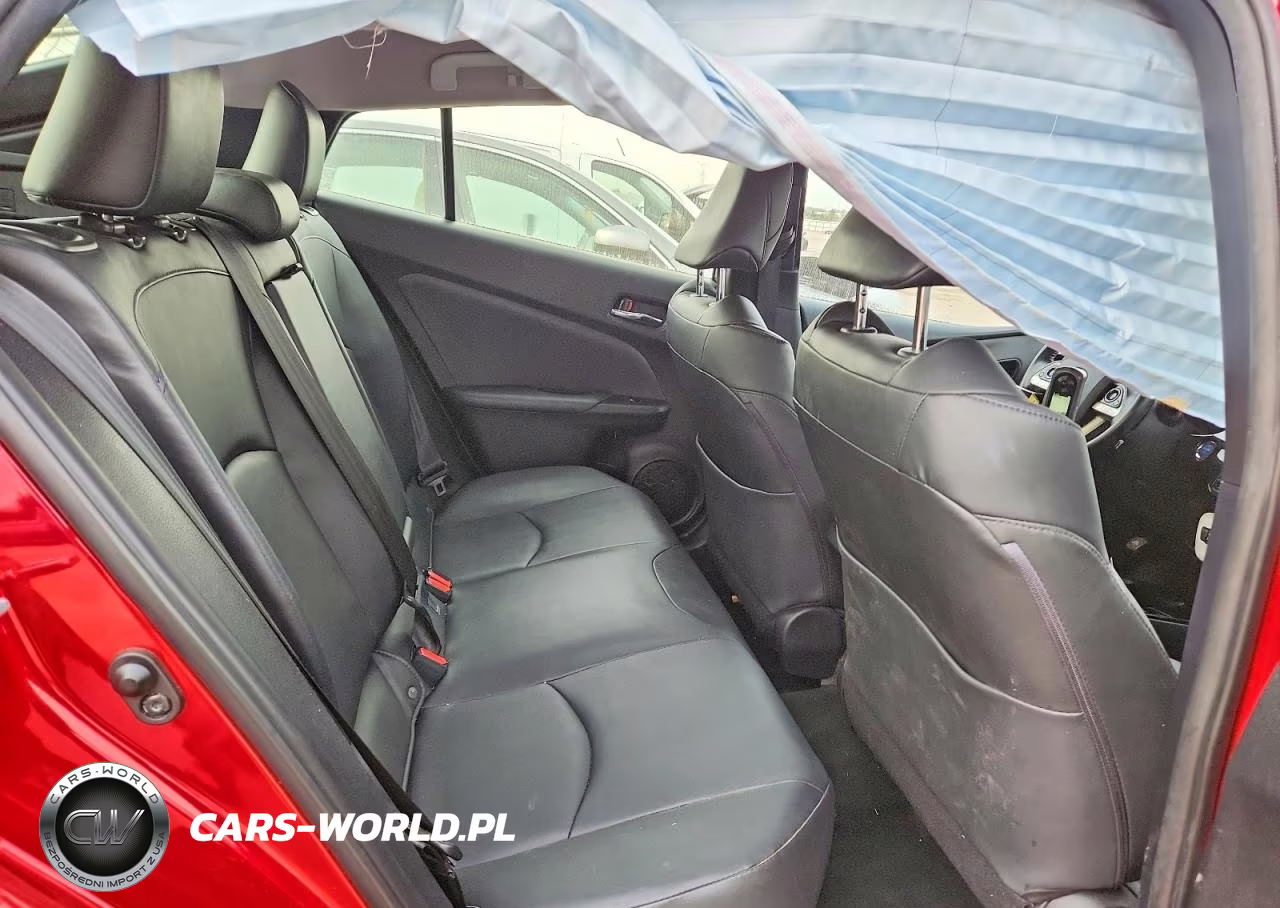 2017 Toyota Prius Four VIN:JTDKARFU0H3050556 - 10