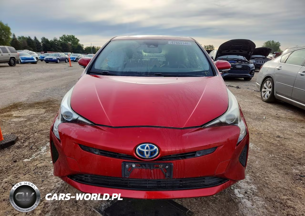 2017 Toyota Prius Four VIN:JTDKARFU0H3050556 - 5