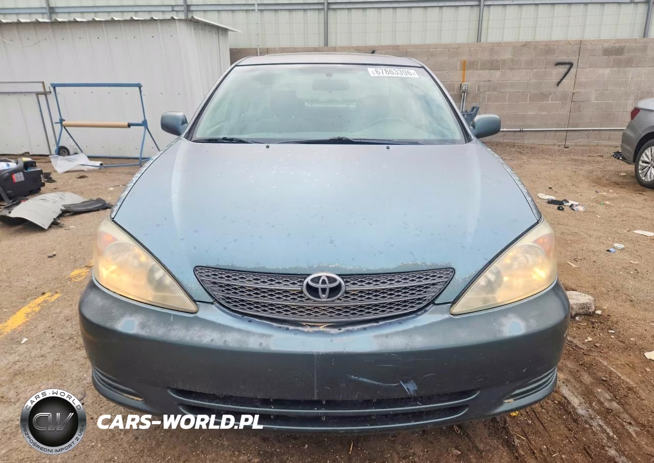 2002 Toyota Camry Le VIN:4T1BE32K12U546176 - 5