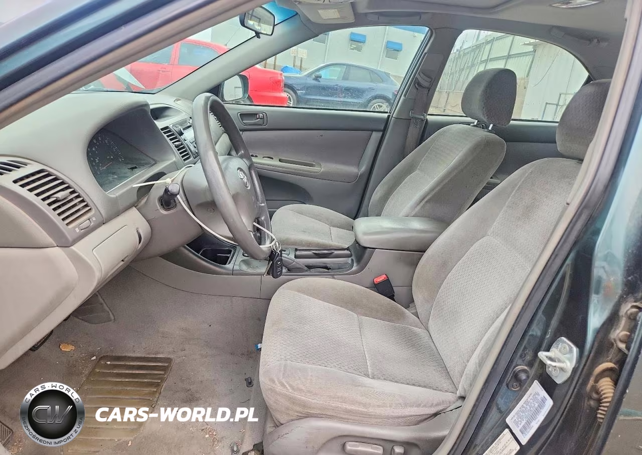 2002 Toyota Camry Le VIN:4T1BE32K12U546176 - 7
