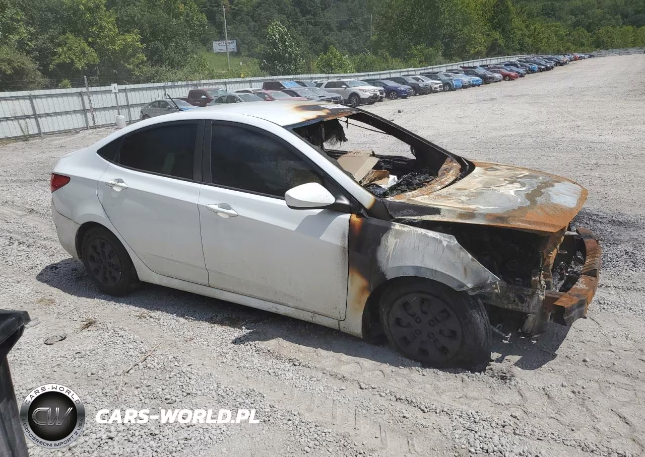 2017 Hyundai Accent Se VIN:KMHCT4AE8HU223117 - 4