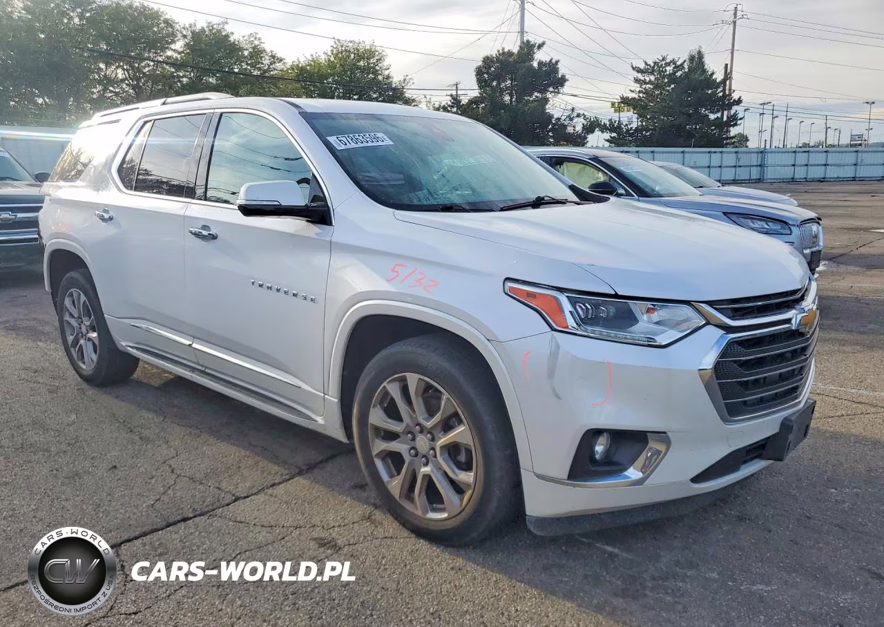 2018 Chevrolet Traverse Premier VIN:1GNERKKW7JJ222160 - 4