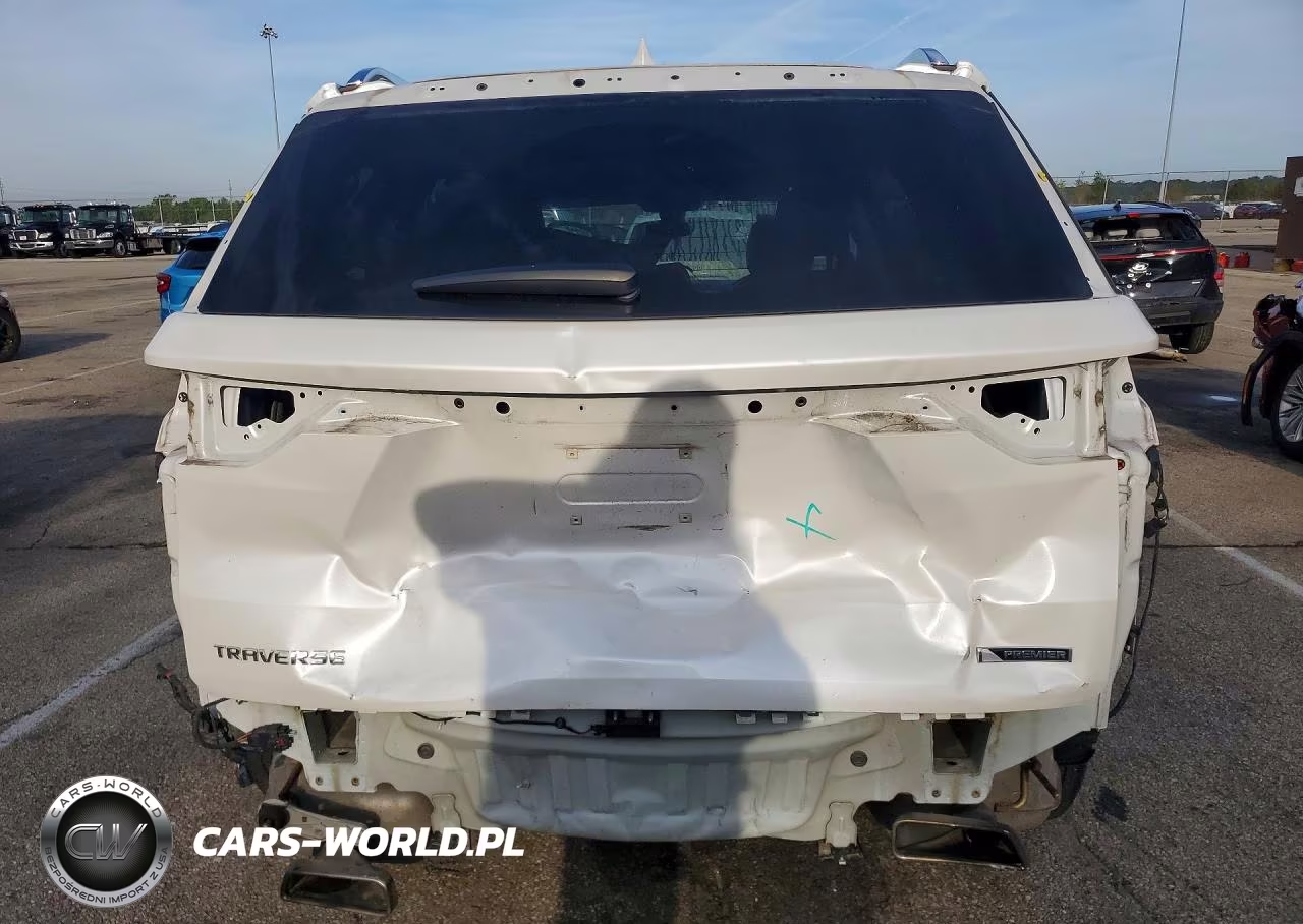 2018 Chevrolet Traverse Premier VIN:1GNERKKW7JJ222160 - 6
