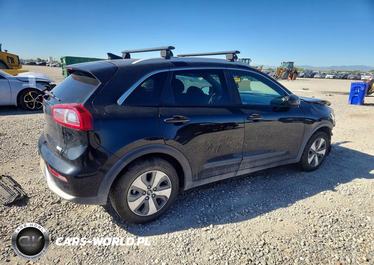 2018 Kia Niro Lx VIN:KNDCB3LC1J5131490 - 3